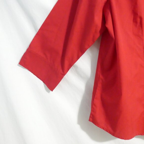 ISAAC'S DESIGNS | large | Red Button Up Blouse - Picture 13 of 16